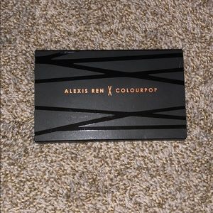 Alexis Ren X Colourpop topaz